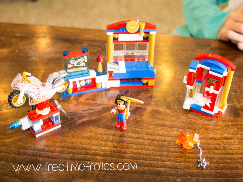 wonder woman legos www.freetimefrolics.com