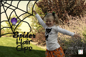 spider hair clips for halloween www.freetimefrolics.com